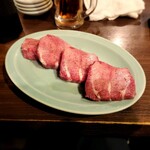 炭火焼肉ホルモン うらら - 