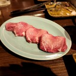 炭火焼肉ホルモン うらら - 