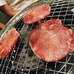 焼肉韓国料理 MUGEN - 和牛上タン