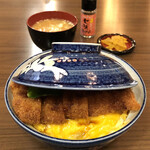 Kankoku Izakaya Haruban - ロースカツ丼（税込990円）