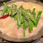 白味噌内脏火锅，使用国产激素，小锅