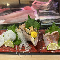 富久鮨 池袋西口店 - お造り盛り合わせ（三種盛）