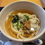 讃岐うどん 愛 - 納豆ぶっかけ月見うどん