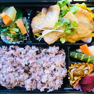 テイクアウト＊ひふみ弁当