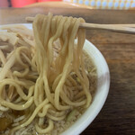 Chiyuukatei - 麺は他の燕三条系のお店よりやや細めの中太麺。プリッとした食感が心地良い。