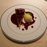 おはらス・レストラン - さくらんぼのクラフティ・タルト