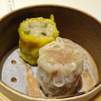 崎陽軒本店 嘉宮 - 匠の献立コース：手作りオリジナル蒸し点心二種（帆立と葱のシューマイ、鶏肉のシューマイ）