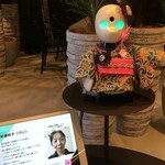 分身ロボットカフェ DAWN ver.β - "分身ロボット『OriHime』(2)"