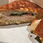 分身ロボットカフェ DAWN ver.β - "チキンとベーコン"