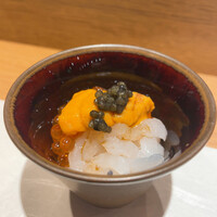 名古屋 栄 鮨 栄華 - お任せ特上握り 17800円
                イクラと白えびとバフンウニの小丼