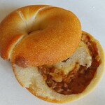 ケトルズ - キャラメルと刻んだドライバナナが香ります。チョコは控えめ（見た目はひき肉みたい(笑)）
