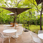 クレソン リバーサイド ストーリー 旧軽井沢 - 目の前に広がる緑を思いきり楽しめる