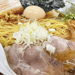 覆麺 智 - 