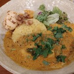 SPICY CURRY 魯珈 - メカジキの常夏ココナッツカレー
