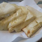 シャクティ 真美ヶ丘店 - チーズナン