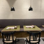 Cafe&Deli Ginza SOLEIL+ - 一人でもゆっくりくつろげる空間です。