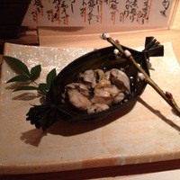 すざき町食・心旬ぎく - 牡蠣の船昆布焼き
