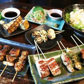 本格炭火焼き鳥が安く楽しめる！