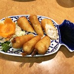 Chaotai - ポピアクン トーッ792円。海老の揚げ春巻きです。海老のプリプリ食感が楽しめます。付け合わせのスウィートプラムソースよりも、卓上の唐辛子の酢漬けで食べるのが好み