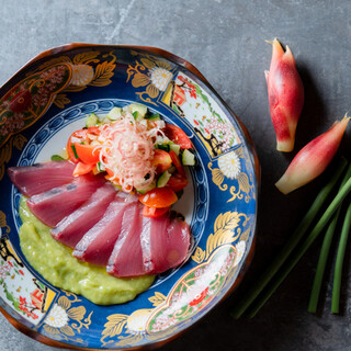 【NEWスタイルの沖縄料理】