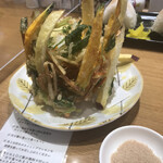 マルヨシ製麺所 - 7種野菜のかき揚げ