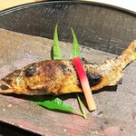 新ばし 星野 - 岐阜、郡上の鮎　炭火焼き