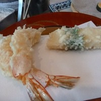 割烹 天ぷら 三太郎 - 2013.03ランチ　天ぷら定食（1300円）の天ぷらの一部
