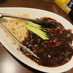 KOREAN DINING 長寿韓酒房 - 韓式ジャージャー麺