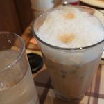 sandwich CLUB HOUSE - (2013.03.)蜂蜜を自分で入れて甘さを調節。香ばしい珈琲の味と言い、絶妙です。