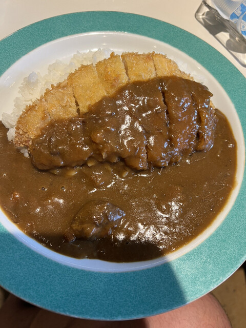 根室に来たらエスカロップ♪ : 薔薇の写真