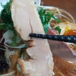 麺処 びぎ屋 - 鶏チャーシュー