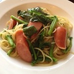 英国ティーハウスMOMO - ピリ辛ソーセージと菜の花のスパゲッティ
