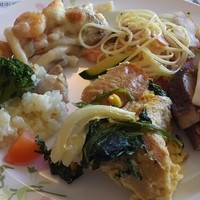 イル・ミラジィオ - パスタ、グラタン、蒸しパンとローストポークなど