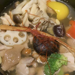 薬膳Dining&Bar 銀座しんのう - 参鶏湯