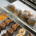 なかたに亭 - クリーム満タンでずっしり(^o^)