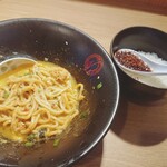 麺処 鶴舞屋 - スープ割＋小ライス＆ラー油
