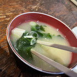 アジュール - 味噌汁はわかめとお豆腐