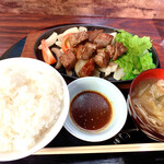 Kabocha Tei - サイコロステーキ定食（味噌汁付き）
                      1000円
