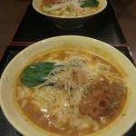 玉家 - トマトカレーうどん、カンパイ！