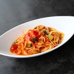 彩り野菜のトマトソーススパゲッティ