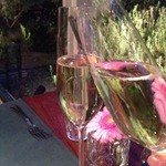 osteria LIU - ｽﾊﾟｰｸﾘﾝｸﾞﾜｲﾝで（´・ω）ノ[|_|　|_|]ヽ（ω・｀）カンパーイ