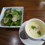 HANAMAKI モダンチャイニーズ 蓮 - ランチセットのサラダとスープ