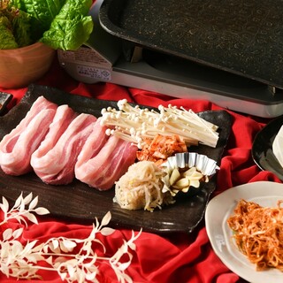 ★A new kind of healthy gourmet food♪ How about Shabu Gyeopsal?