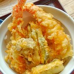 いずみ亭 - 天丼 ご飯少な目