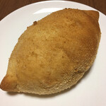小さなパン屋カイザー - 焼カレーパン   190円なり