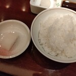 ステーキハウス ケルン アネックス - ご飯、べったら漬