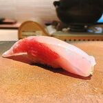 寿司と日本料理 銀座 一 - 金目鯛