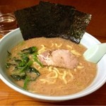 けん - 醤油ラーメン 中盛 ¥700