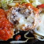 フォレスタ - ハンバーグのアップ