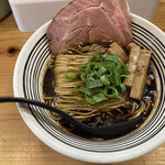 極麺 青二犀 - 黒二犀900円